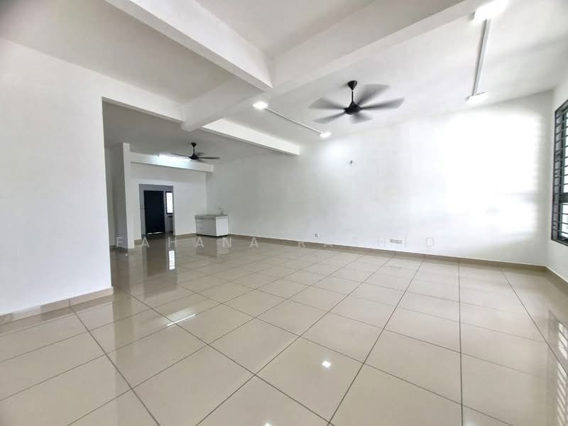 Terraced House for Sale in Aman Putri (Sungai Buloh) - Fahana Rashid - Living Room - PropertyGuru.com.my