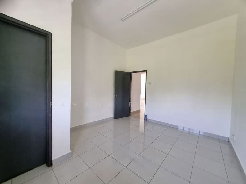 Terraced House for Sale in Aman Putri (Sungai Buloh) - Fahana Rashid - Interior - PropertyGuru.com.my