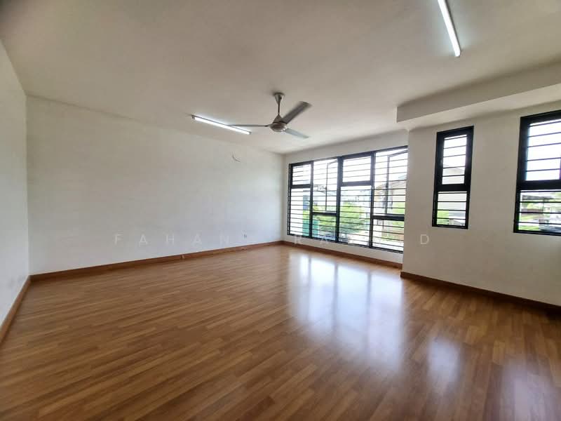 Terraced House for Sale in Aman Putri (Sungai Buloh) - Fahana Rashid - Living Room - PropertyGuru.com.my