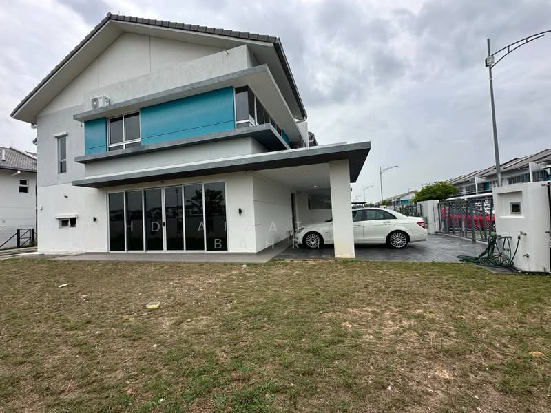 Rumah Teres 2 Tingkat untuk Dijual di Sepang (Selangor) - Mohd Aizat Saiful Bahri - Exterior - PropertyGuru.com.my