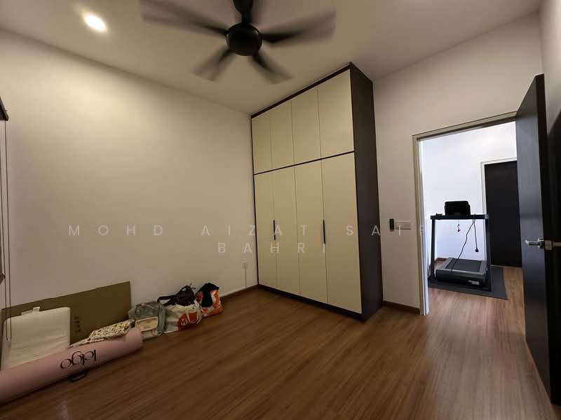 Rumah Teres 2 Tingkat untuk Dijual di Sepang (Selangor) - Mohd Aizat Saiful Bahri - Bedroom - PropertyGuru.com.my