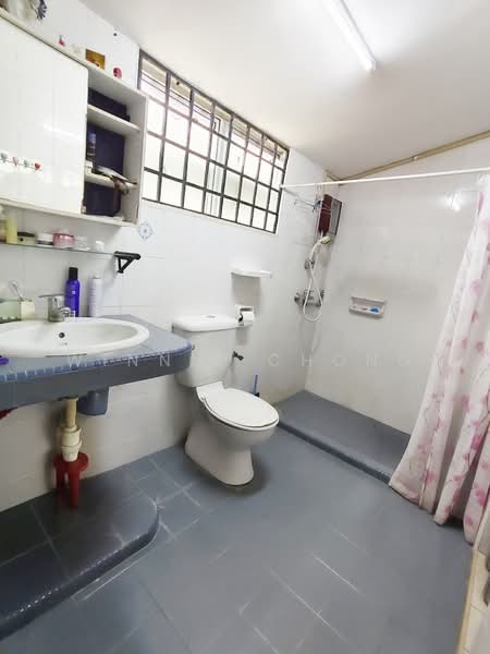 1-storey Terraced House for Sale in SS 25, Taman Mayang (Petaling Jaya) - Winnie Chong - Bathroom - PropertyGuru.com.my