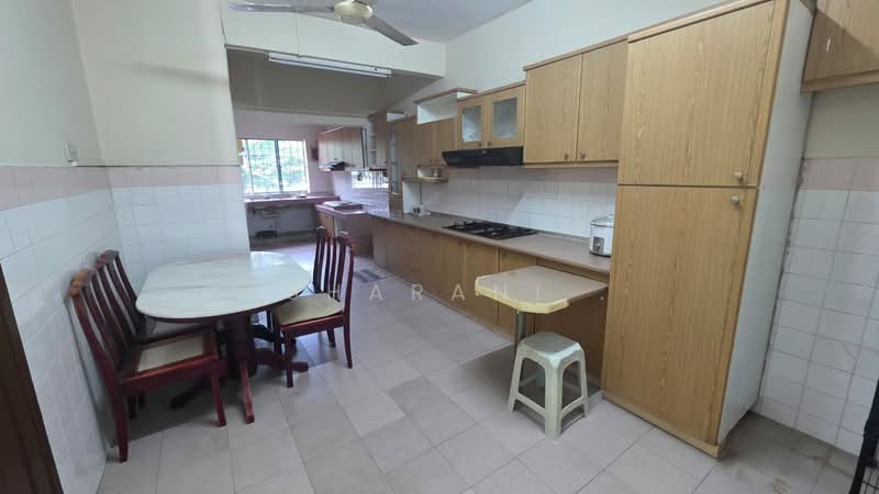 Rumah Teres 2 Tingkat untuk Dijual di Taman Taynton View (Cheras) - Esharani . - Kitchen - PropertyGuru.com.my