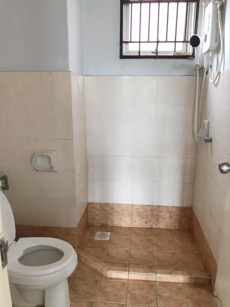 Pangsapuri untuk Disewa di Arena Green - SL Yap - Bathroom - PropertyGuru.com.my