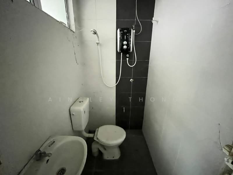 Rumah Teres 1 Tingkat untuk Dijual di Kampar Putra (Kampar) - Ainsley Thong - Bathroom - PropertyGuru.com.my
