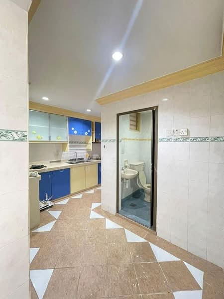Condominium for Sale at Green Acre - Zarema Kulbuzheva - Kitchen - PropertyGuru.com.my