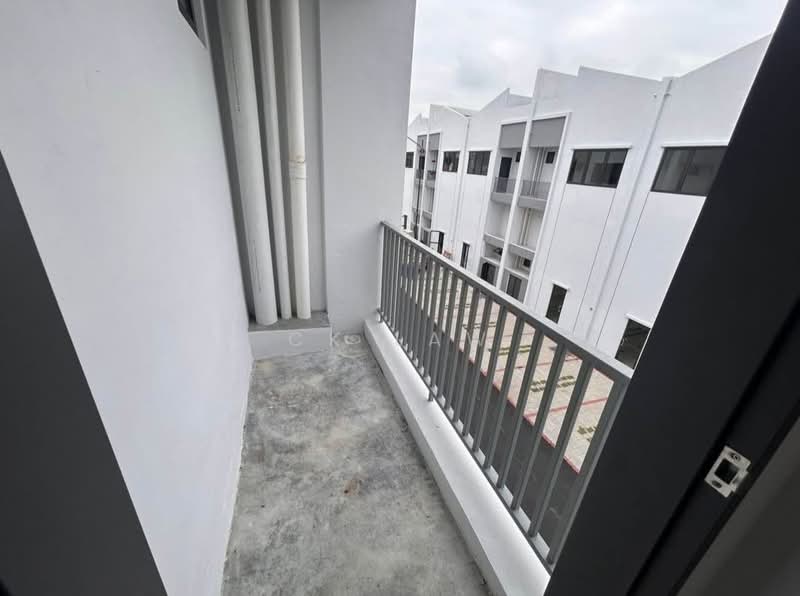 Shop / Office for Rent in Setia Eco Glades (Cyberjaya) - CK Law - Balcony - PropertyGuru.com.my