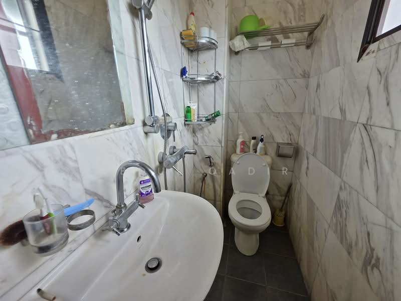 Semi-Detached House for Sale in D'Kayangan (Shah Alam) - Abdul Qadir - PropertyGuru.com.my