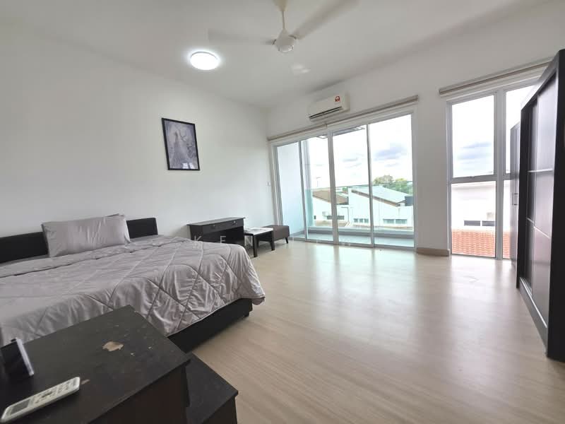 Rumah Teres 4 Tingkat untuk Disewa di Taman Bukit Cheras (Cheras) - Ken Lew - Bedroom - PropertyGuru.com.my