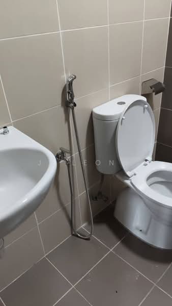 Service Residence for Sale at Serviced Residence @ Razak City Residences (RC Residences) - JK Leong - Bathroom - PropertyGuru.com.my