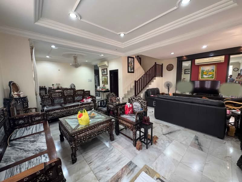 Semi-Detached House for Sale in Taman Yarl (Jalan Klang Lama (Old Klang Road)) - Paul Lee - Living Room - PropertyGuru.com.my