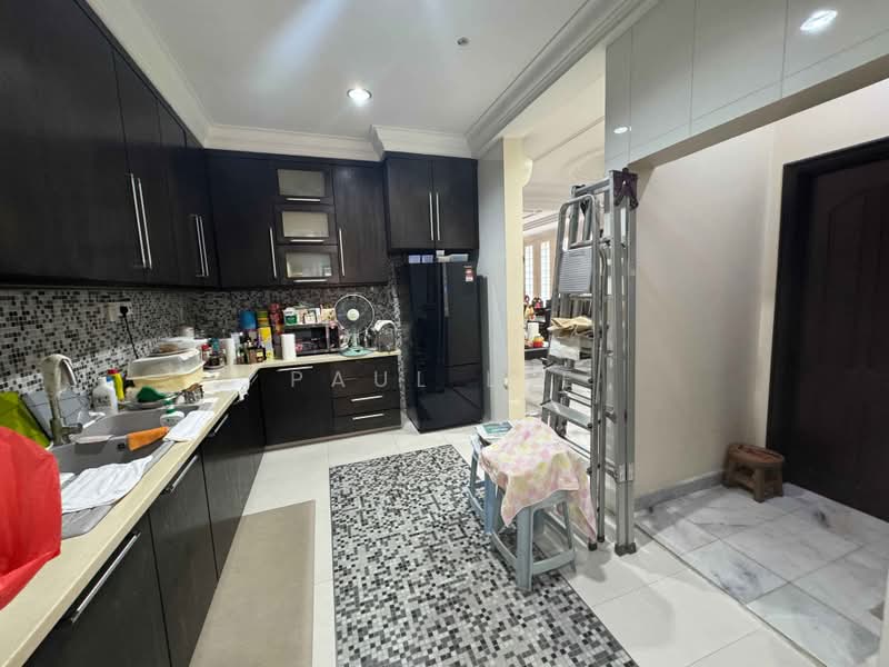 Semi-Detached House for Sale in Taman Yarl (Jalan Klang Lama (Old Klang Road)) - Paul Lee - Kitchen - PropertyGuru.com.my