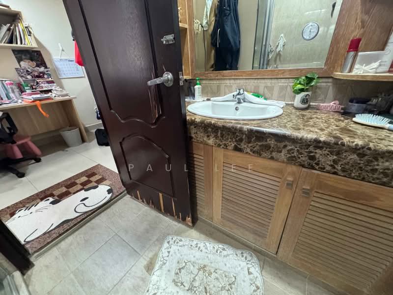 Semi-Detached House for Sale in Taman Yarl (Jalan Klang Lama (Old Klang Road)) - Paul Lee - Study - PropertyGuru.com.my