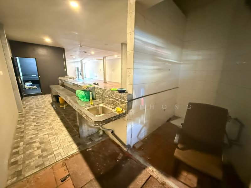 Commercial Bungalow for Rent in Gunung Rapat (Ipoh) - Ainsley Thong - Interior - PropertyGuru.com.my