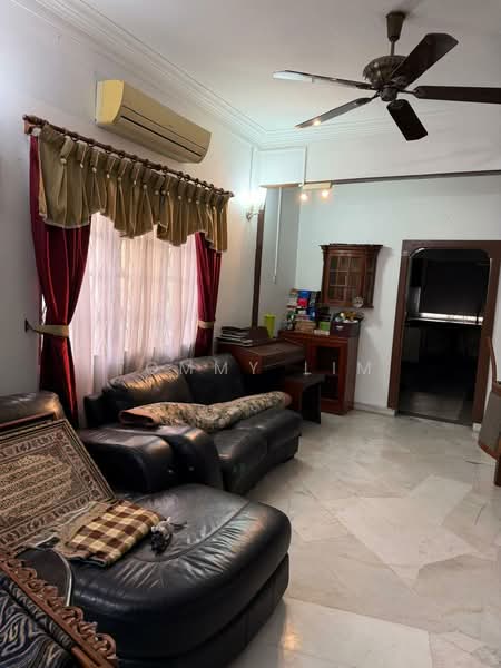 2-storey Terraced House for Sale in Bukit Rahman Putra (Sungai Buloh) - Tommy Lim - Living Room - PropertyGuru.com.my