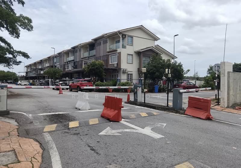 2.5-storey Terraced House for Sale in Pesona Kemuning (Shah Alam) - Robin Loh - PropertyGuru.com.my