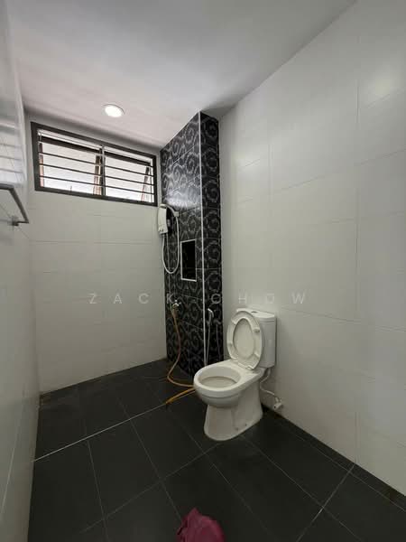 2-storey Terraced House for Sale in Taman Puteri Wangsa (Ulu Tiram) - Zack Chow - Bathroom - PropertyGuru.com.my