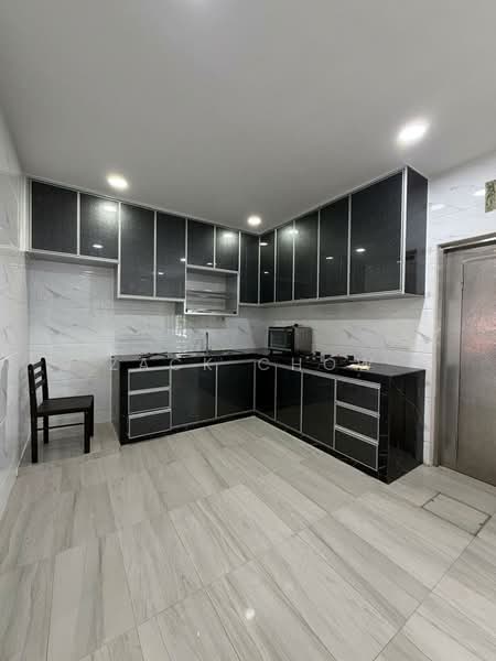 2-storey Terraced House for Sale in Taman Puteri Wangsa (Ulu Tiram) - Zack Chow - Kitchen - PropertyGuru.com.my