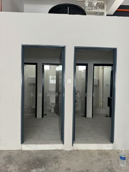 Kilang untuk Disewa di Bukit Kemuning (Shah Alam) - Shaun Lee - Bathroom - PropertyGuru.com.my