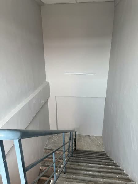 Kilang untuk Disewa di Bukit Kemuning (Shah Alam) - Shaun Lee - Corridor - PropertyGuru.com.my