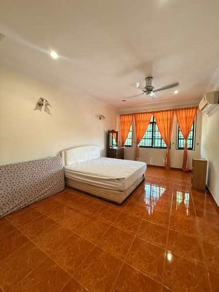 Rumah Teres 2 Tingkat untuk Disewa di Bandar Baru Permas Jaya (Permas Jaya) - Dennis Peh - Bedroom - PropertyGuru.com.my