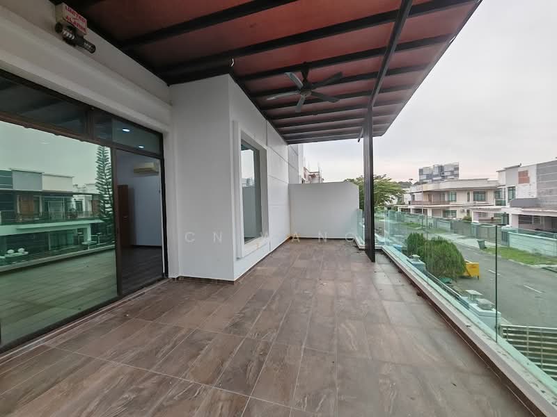 Rumah Berkembar untuk Dijual di Taman Nusa Bestari (Iskandar Puteri (Nusajaya)) - CN Wang - Balcony - PropertyGuru.com.my