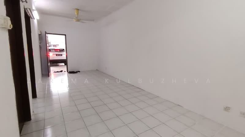 Rumah Teres 1 Tingkat untuk Dijual di Bandar Baru Bukit Beruntung (Serendah) - Zarema Kulbuzheva - Interior - PropertyGuru.com.my