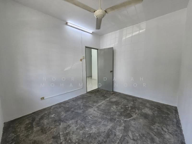 Apartment for Sale at Siantan Apartment - Noor Hidayah Mohamad Noor - Interior - PropertyGuru.com.my