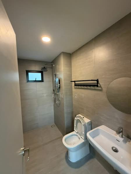 Servis Apartment untuk Disewa di Residensi Ava @ Kiara Bay - Yan Zi - Bathroom - PropertyGuru.com.my