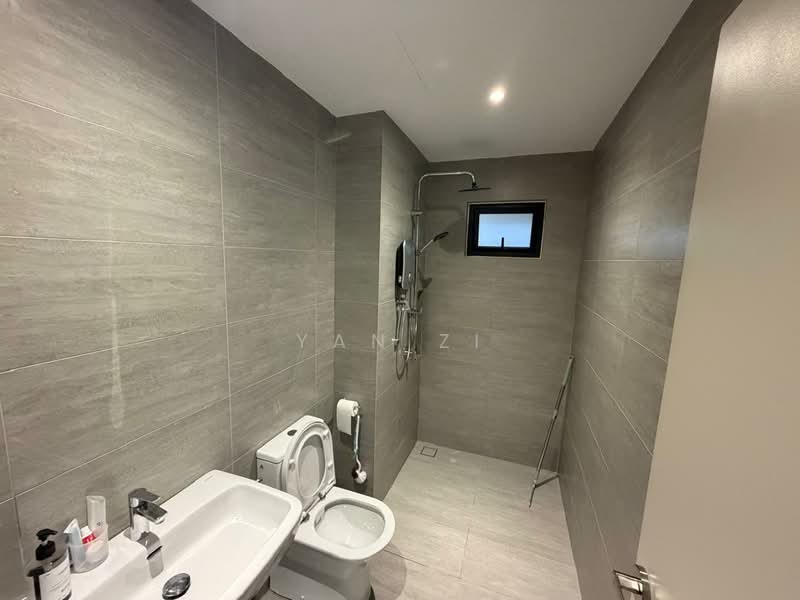 Service Residence for Rent at Residensi Ava @ Kiara Bay - Yan Zi - Bathroom - PropertyGuru.com.my