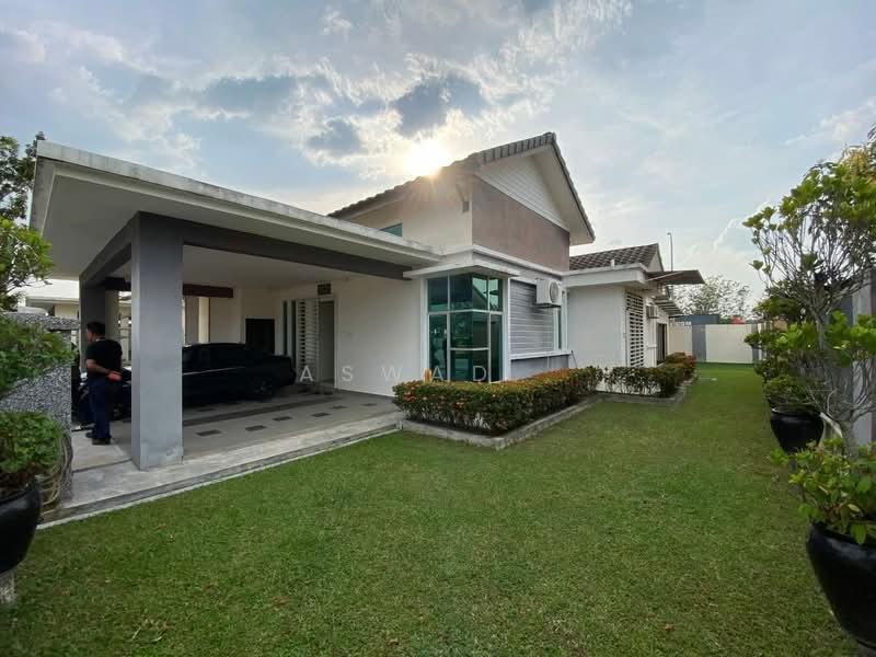 Rumah Banglo untuk Dijual di Taman Rupawan (Kepala Batas) - Aswad . - Exterior - PropertyGuru.com.my