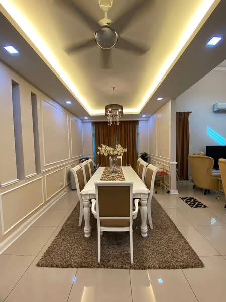 Rumah Banglo untuk Dijual di Taman Rupawan (Kepala Batas) - Aswad . - Dining Room - PropertyGuru.com.my