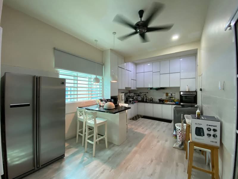 Rumah Banglo untuk Dijual di Taman Rupawan (Kepala Batas) - Aswad . - Kitchen - PropertyGuru.com.my