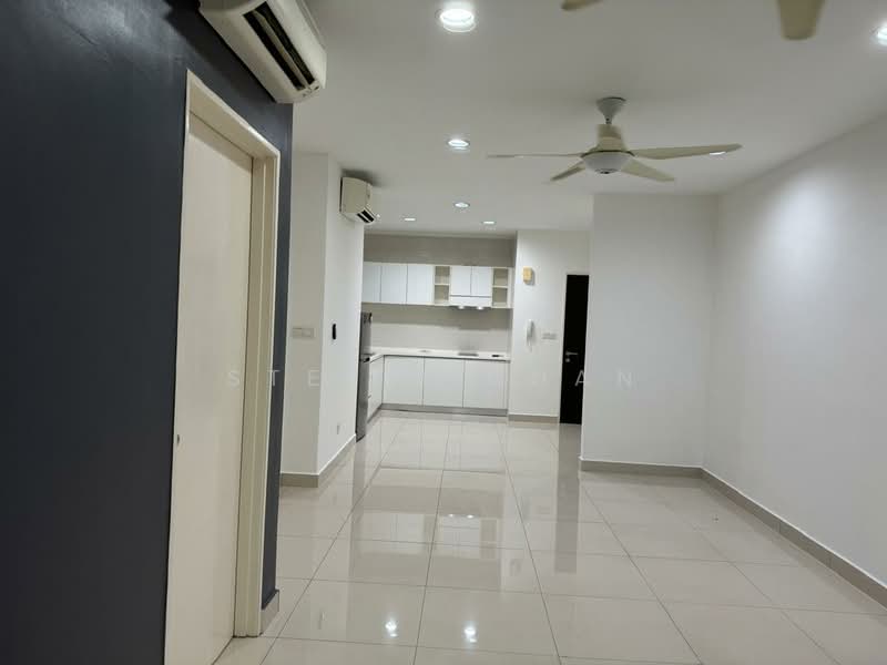 Servis Apartment untuk Dijual di Hedgeford 10 Residences - Steffi Chan - Kitchen - PropertyGuru.com.my