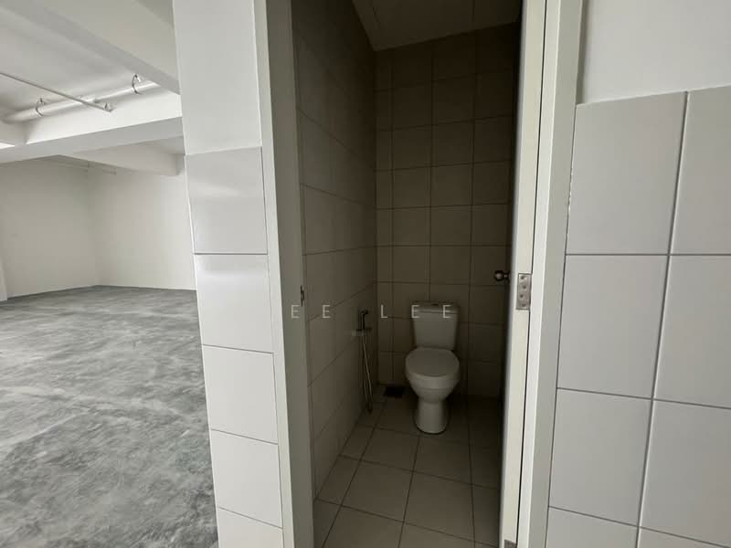 Retail Office for Rent in Eco Ardence (Setia Alam) - Bee Lee - Bathroom - PropertyGuru.com.my