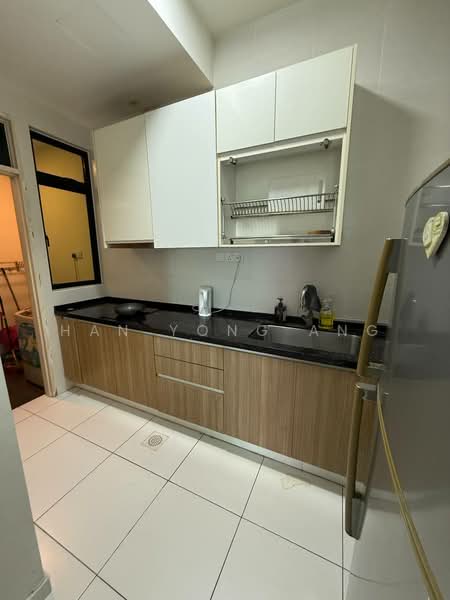 Service Residence for Rent at Sky Oasis Residence (Pangsapuri Oasis 1) - Han Yong Ang - Kitchen - PropertyGuru.com.my