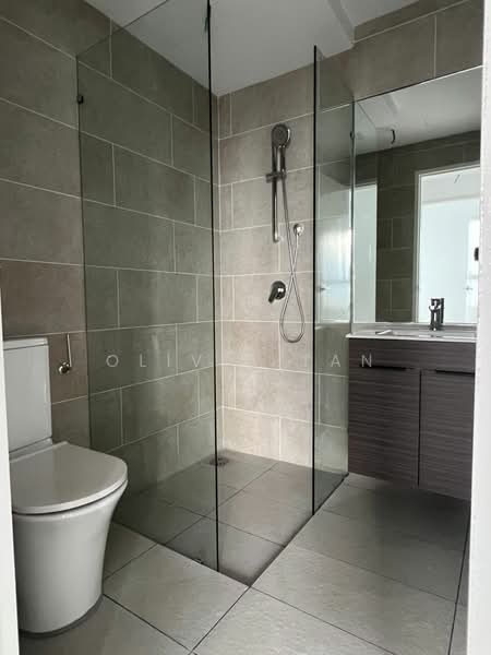 Servis Apartment untuk Disewa di Est8 - Olivia Tan - Bathroom - PropertyGuru.com.my