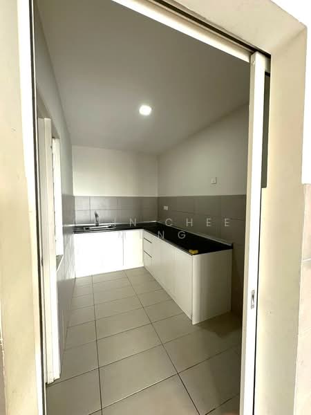 Kondominium untuk Dijual di Casa Green Condominium - Chin Chee Meng - Kitchen - PropertyGuru.com.my