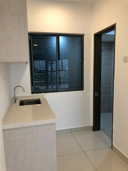 Service Residence for Rent at Serviced Residence @ 3 Towers - Jess Leong - Kitchen - PropertyGuru.com.my