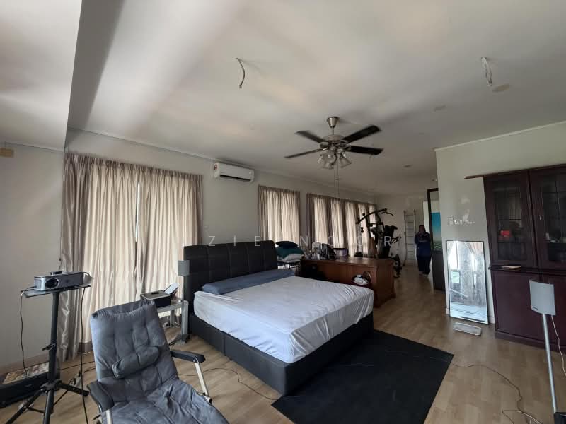 3-storey Terraced House for Sale in Denai Alam (Shah Alam) - Fazie Noor - Bedroom - PropertyGuru.com.my
