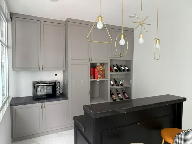 Rumah Kluster untuk Dijual di Taman Mount Austin (Tebrau) - Sally Zi Wei - Kitchen - PropertyGuru.com.my