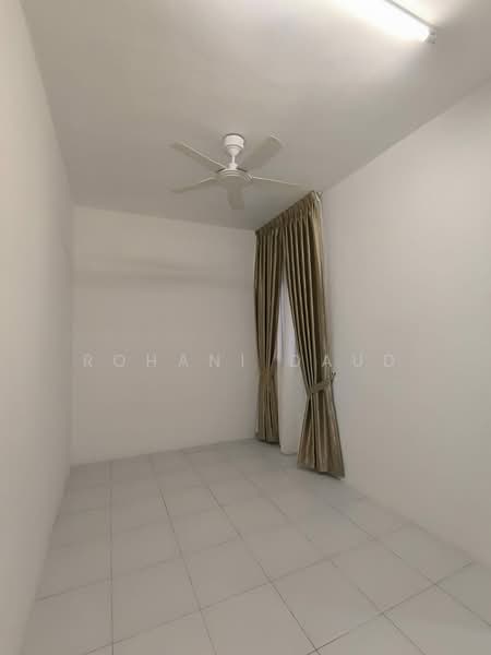 Condominium for Rent at Residensi Sateria - Rohani Daud - Interior - PropertyGuru.com.my