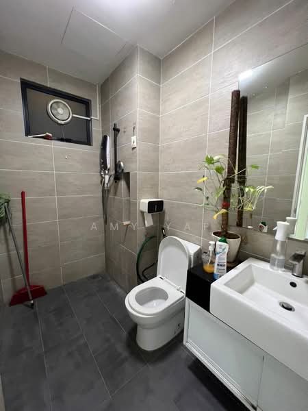 Condominium for Rent at Legend Heights - Amy Yap - Bathroom - PropertyGuru.com.my