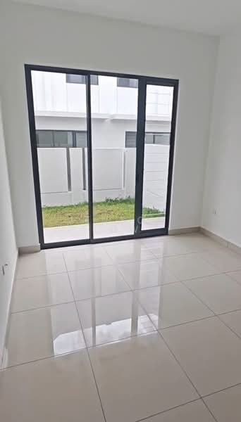 Rumah Berkembar untuk Disewa di Seksyen U17 (Shah Alam) - Jenson Low - Interior - PropertyGuru.com.my
