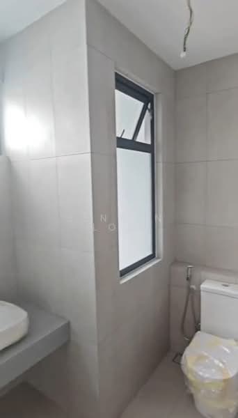 Rumah Berkembar untuk Disewa di Seksyen U17 (Shah Alam) - Jenson Low - Bathroom - PropertyGuru.com.my