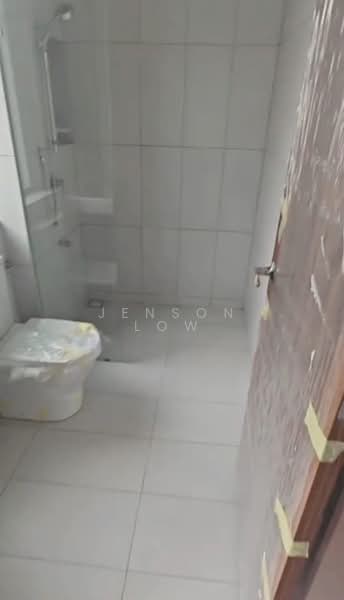 Rumah Berkembar untuk Disewa di Seksyen U17 (Shah Alam) - Jenson Low - Bathroom - PropertyGuru.com.my