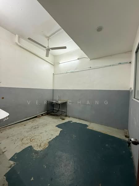 Shop for Rent in Taman Ungku Tun Aminah (Skudai) - Vera Chang - Interior - PropertyGuru.com.my