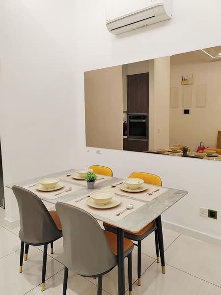 Kondominium untuk Disewa di The LIGHT COLLECTION II - Allen Yeoh - Dining Room - PropertyGuru.com.my