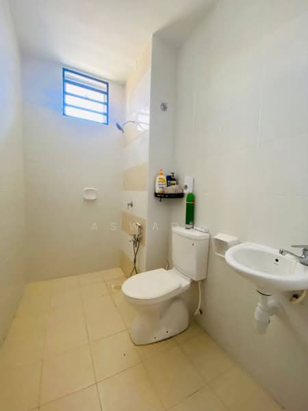 Rumah Teres 2 Tingkat untuk Dijual di Bagan Serai (Perak) - Aswad . - Bathroom - PropertyGuru.com.my