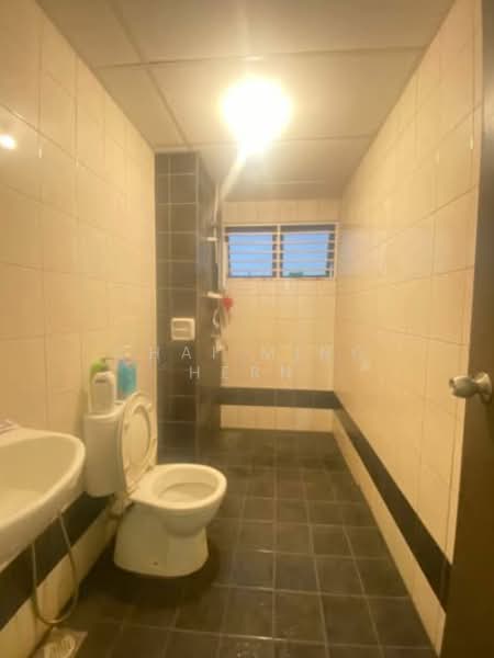 Condominium for Sale at Indah Alam (Subang Andaman) - Chai Ming Hern - Bathroom - PropertyGuru.com.my